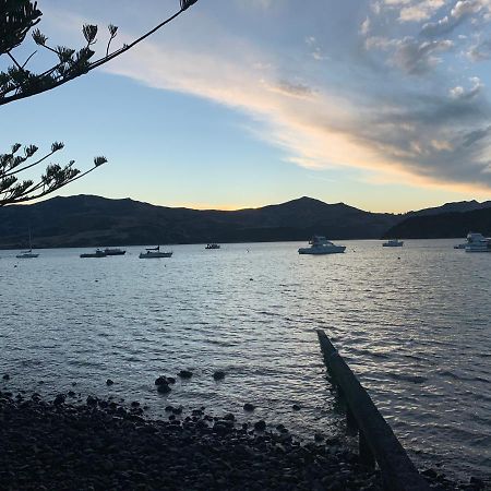 Love Akaroa Retreat Exteriör bild